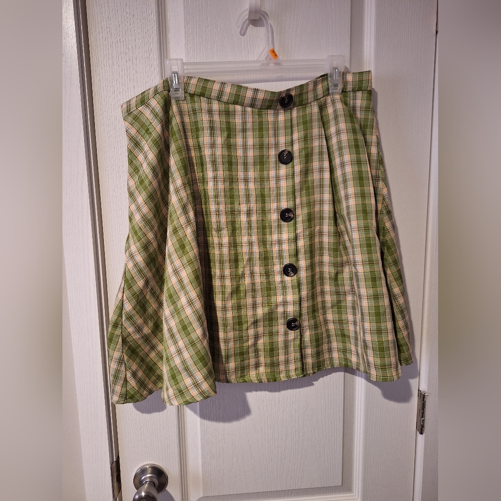 SHEIN Curve Green Yellow Plaid Button Detail Pleated Skirt Womens Plus Size 2XL